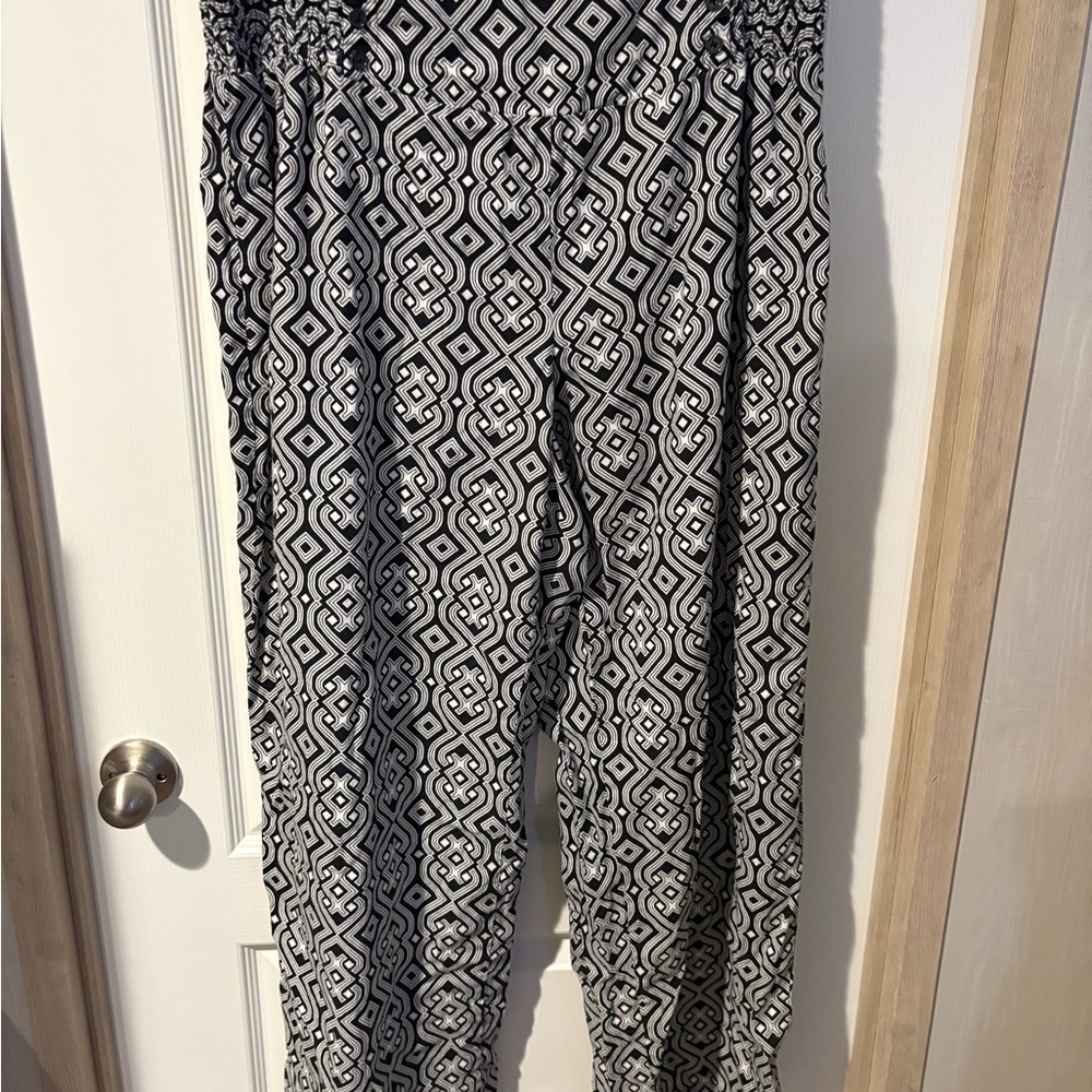 Cato Black and White Geometric Wide Leg Pants